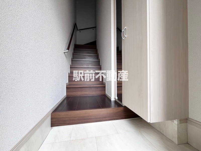 エルグランドパティオ壱番館の玄関写真