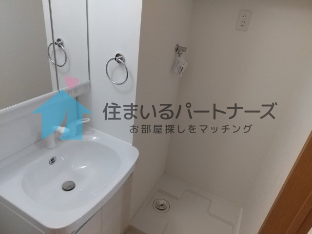 洗面設備　使いやすい洗面所です
