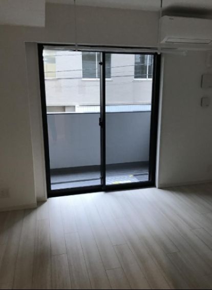 レガリス南大井パークサイドの居間写真