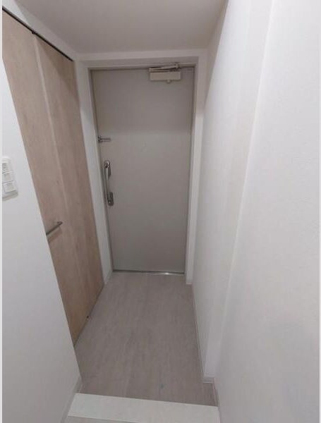玄関　名古屋で一番初期費用の安い賃貸専門の不動産会社です(^^)