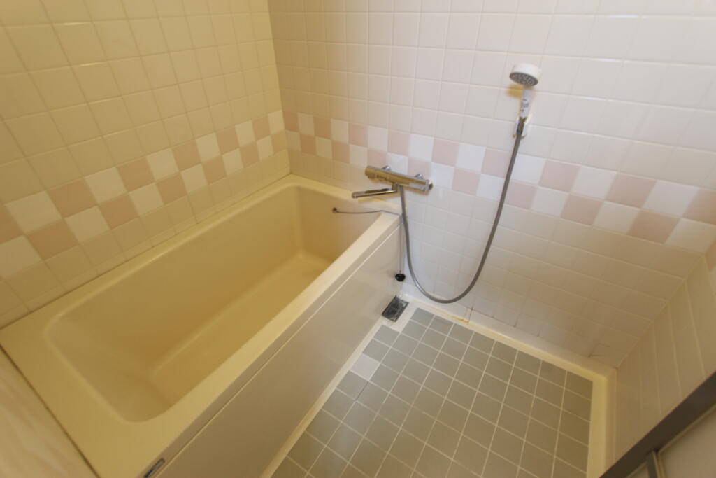 バス・シャワールーム　同タイプ別部屋