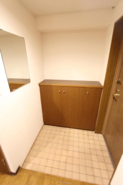 玄関　同タイプ別部屋