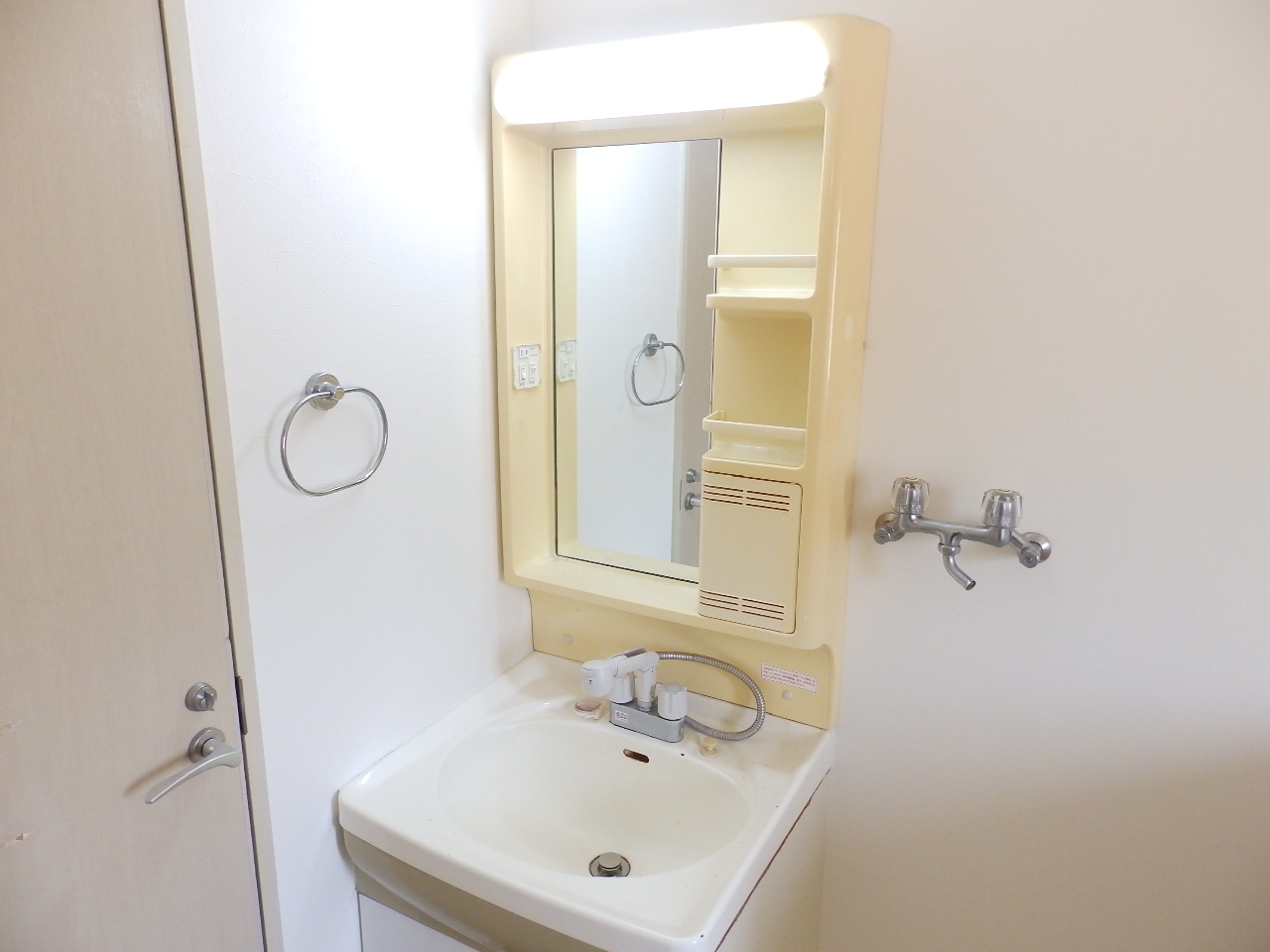 洗面設備　独立洗面台