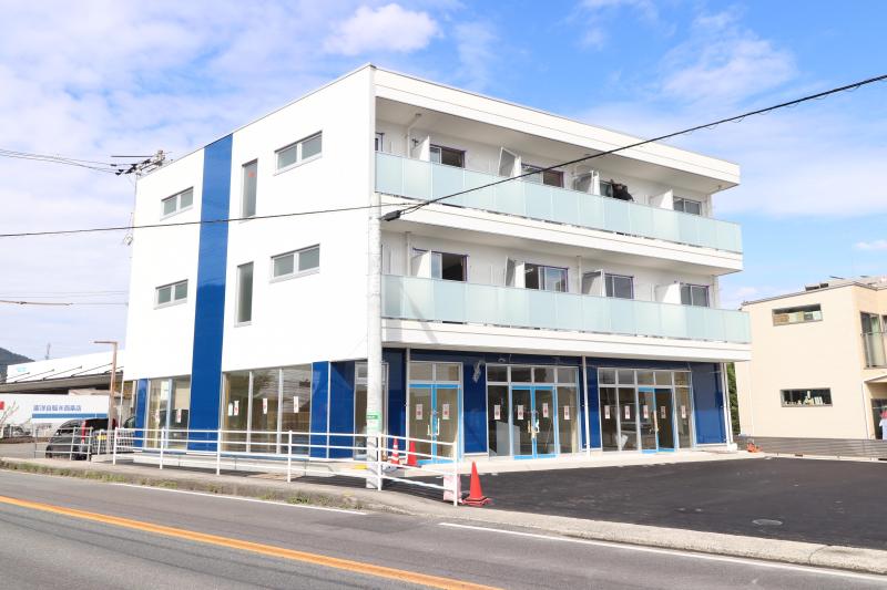 東広島市西条町寺家のアパートの建物外観