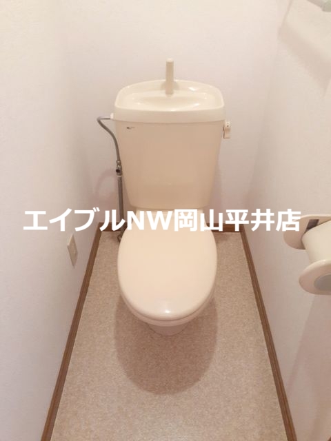 【備前市穂浪のアパートのトイレ】