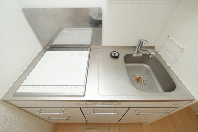 キッチン　きれいなキッチンです