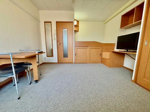 居室・リビング　設備・仕様は号室により異なる為、現状を優先いたします。