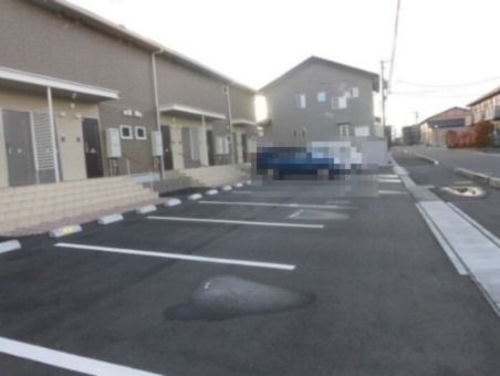 【郡山市日和田町のアパートの駐車場】