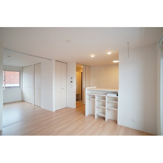 居室・リビング　※同仕様、別の部屋の写真です