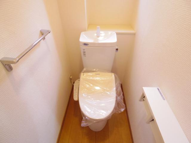 トイレ　落ち着いたトイレです