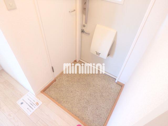 玄関　室内写真です。