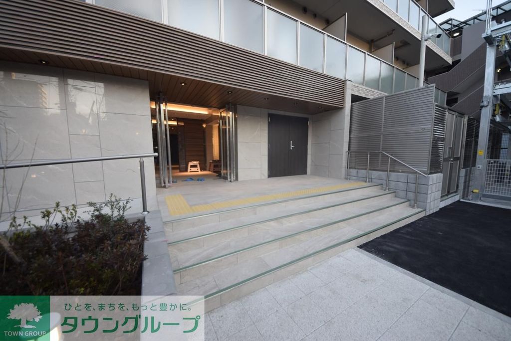 エントランス　エントランス