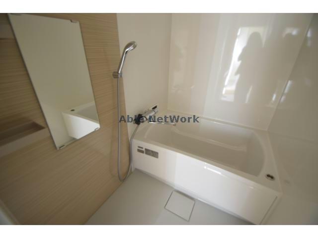 バス・シャワールーム　同物件他号室の写真です