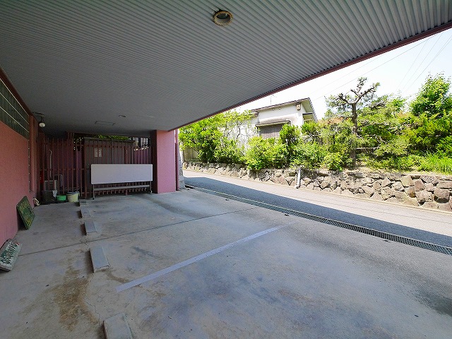 駐車場　駐車場があります