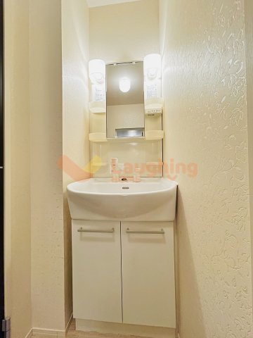 洗面設備　朝の身支度には欠かせない独立洗面化粧台