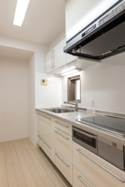 キッチン　※写真は同タイプ住戸です。