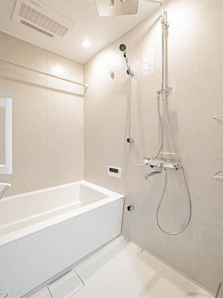 バス・シャワールーム　浴室