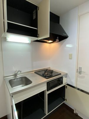 キッチン　キッチン横にスペース有