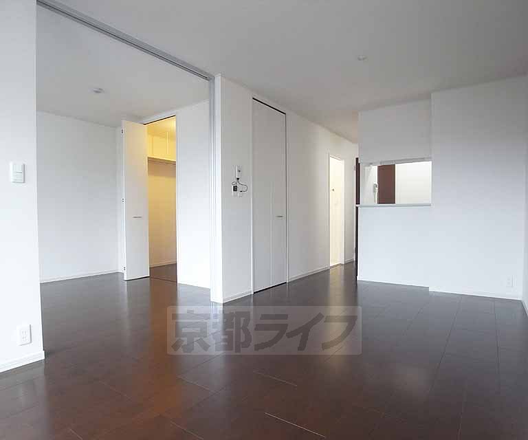 居室・リビング　広々ＬＤＫ