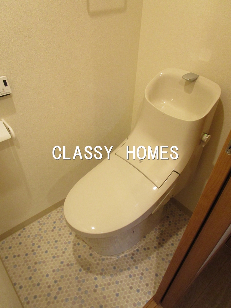 トイレ　2021年竣工　サンテラス令和　KNレジデンス:トイレ