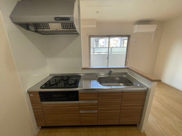 キッチン　※反転タイプの写真