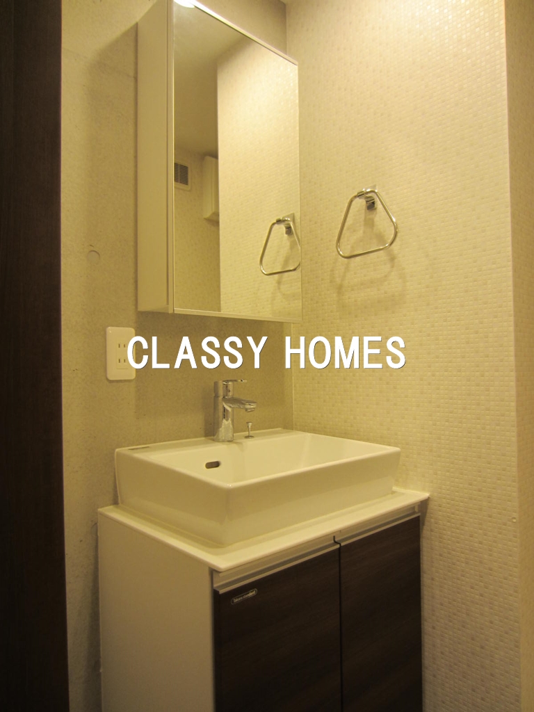 洗面設備　2018年竣工　ウェルスクエアイズム大井町：洗面台