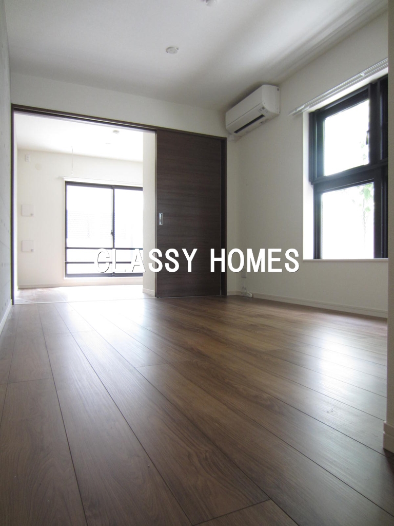 居室・リビング　2018年竣工　ウェルスクエアイズム大井町：内観