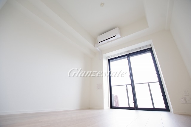 居室・リビング　☆明るいお部屋☆