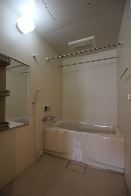 バス・シャワールーム　同物件別号室