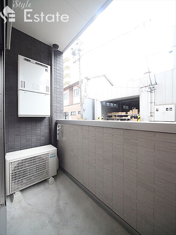 バルコニー　バルコニー