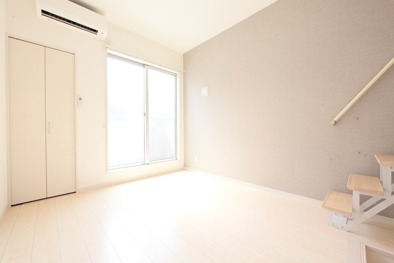 居室・リビング　LUNA FORZA神宮西（ルナフォルツァジングウニシ）