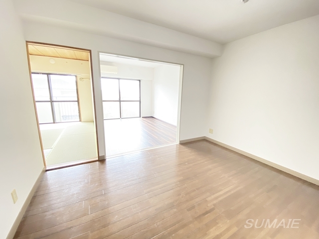 居室・リビング　フローリングです！