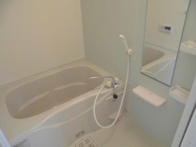 バス・シャワールーム　お風呂で日々の疲れを落としましょう