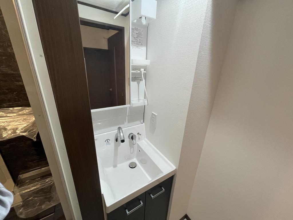洗面設備　同施工会社の別物件の画像を使用しております。