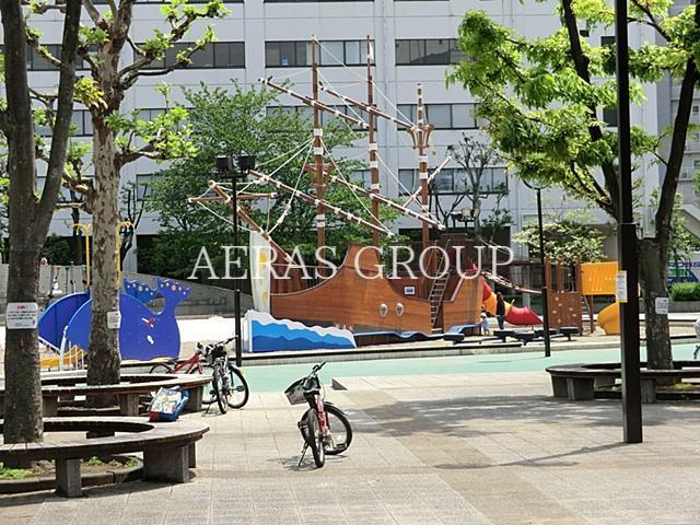 公園　埠頭公園（公園）まで270m