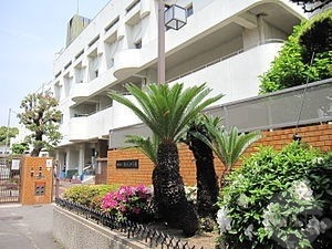 小学校　大阪市立新庄小学校（小学校）まで665m