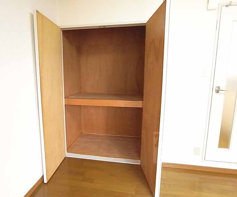 収納　洋室の収納スペース