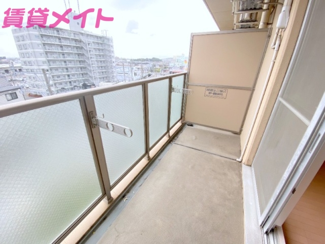バルコニー　別部屋同型写真です
