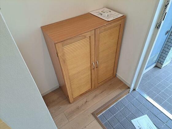 玄関　靴箱