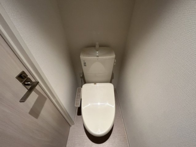 トイレ　別部屋参考写真