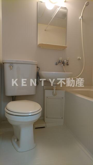 トイレ　コンパクトで使いやすいトイレです