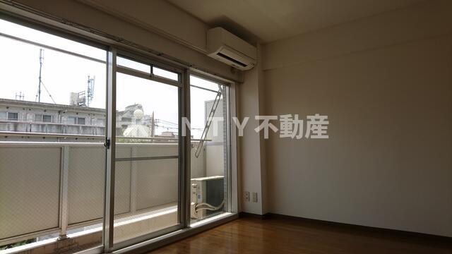 居室・リビング　使いやすい居間です