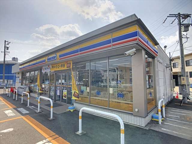 コンビニ　ミニストップ（コンビニ）まで449m