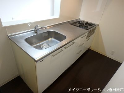 キッチン　写真は同型タイプ