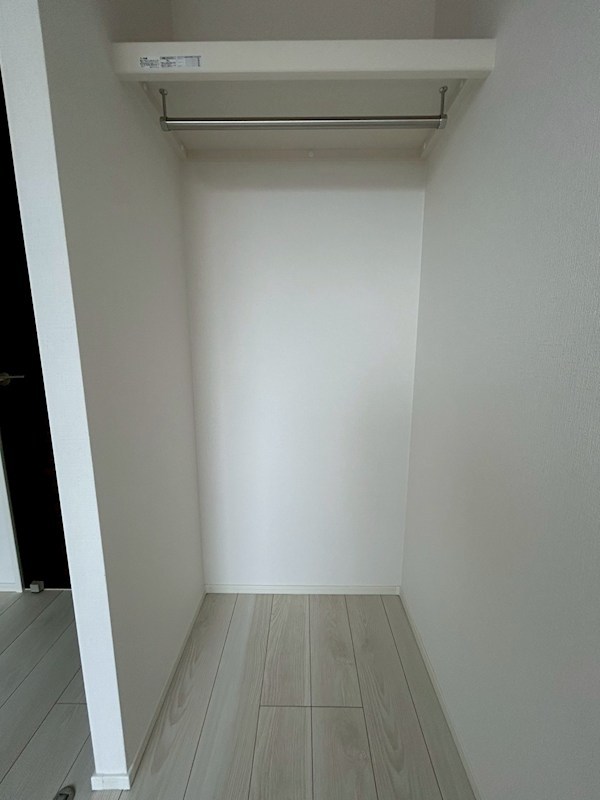 収納　別室参照