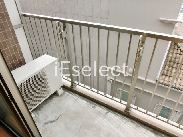 バルコニー　外でも干せますよ。