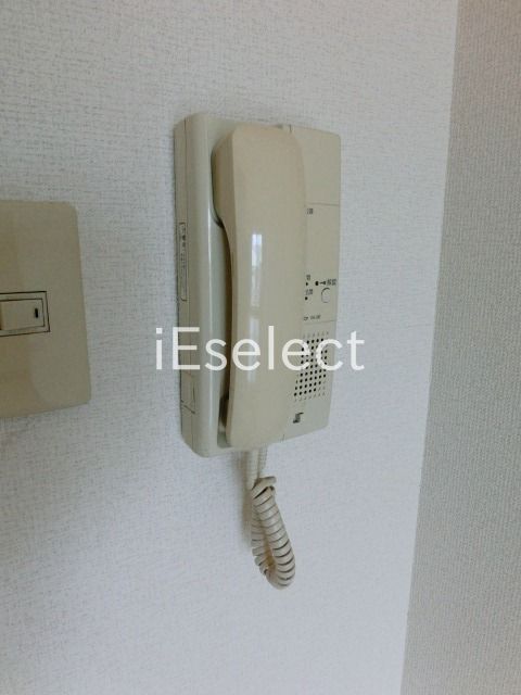 その他設備　来訪者の分かるインターホン。