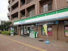 コンビニ　ファミリーマート中嶋屋豊四季駅前店（コンビニ）まで50m