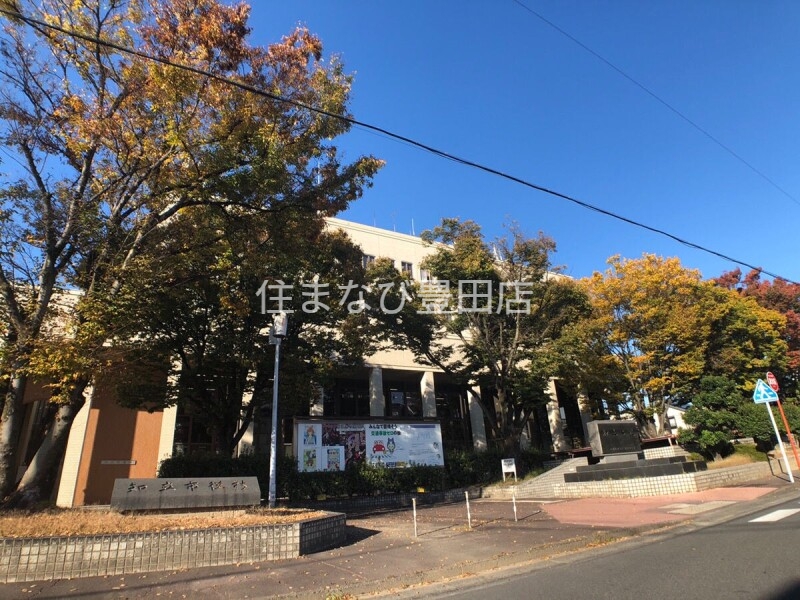 役所　知立市役所（役所）まで2036m