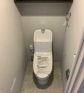 トイレ　清潔感のあるトイレです